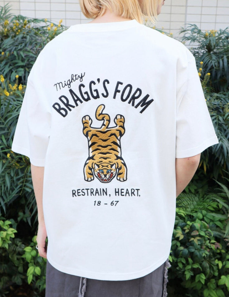 🇯🇵UNISEX 老虎🐅刺繡Tee