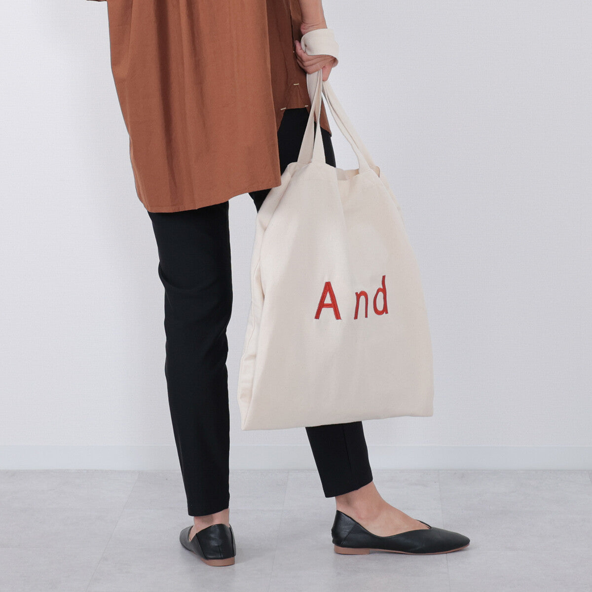 🇯🇵 ￼刺繡字￼母大Tote Bag